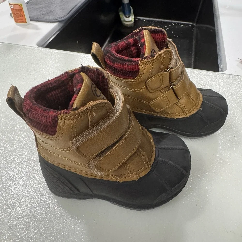 Magellan Toddler Duck Boots | Size 5D | Waterproof + Fleece-Lined - Picture 5 of 8